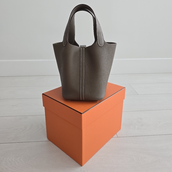 [SOLD] Picotin lock 18 etoupe palladium hardware - Picture 5 of 12